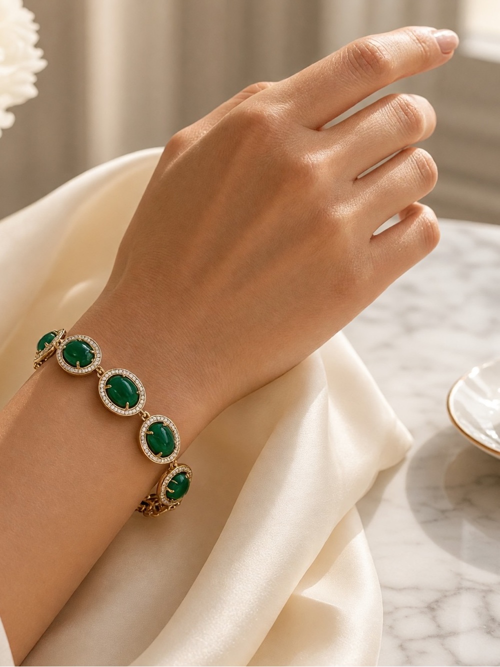 Green Chrysocolla Gemstone Oval Link Bracelet with Crystals in Goldtone EUC